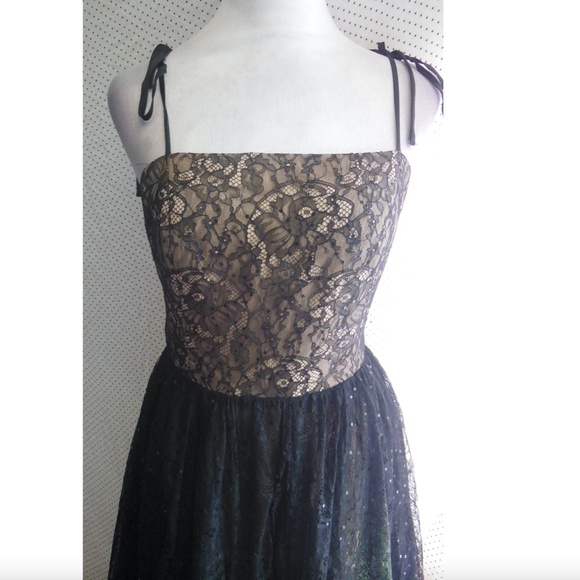 NEW CHELSEA28 Black Nude LACE Sequin Tulle TIE STRAP Party HOLIDAY Maxi DRESS M - Picture 6 of 10